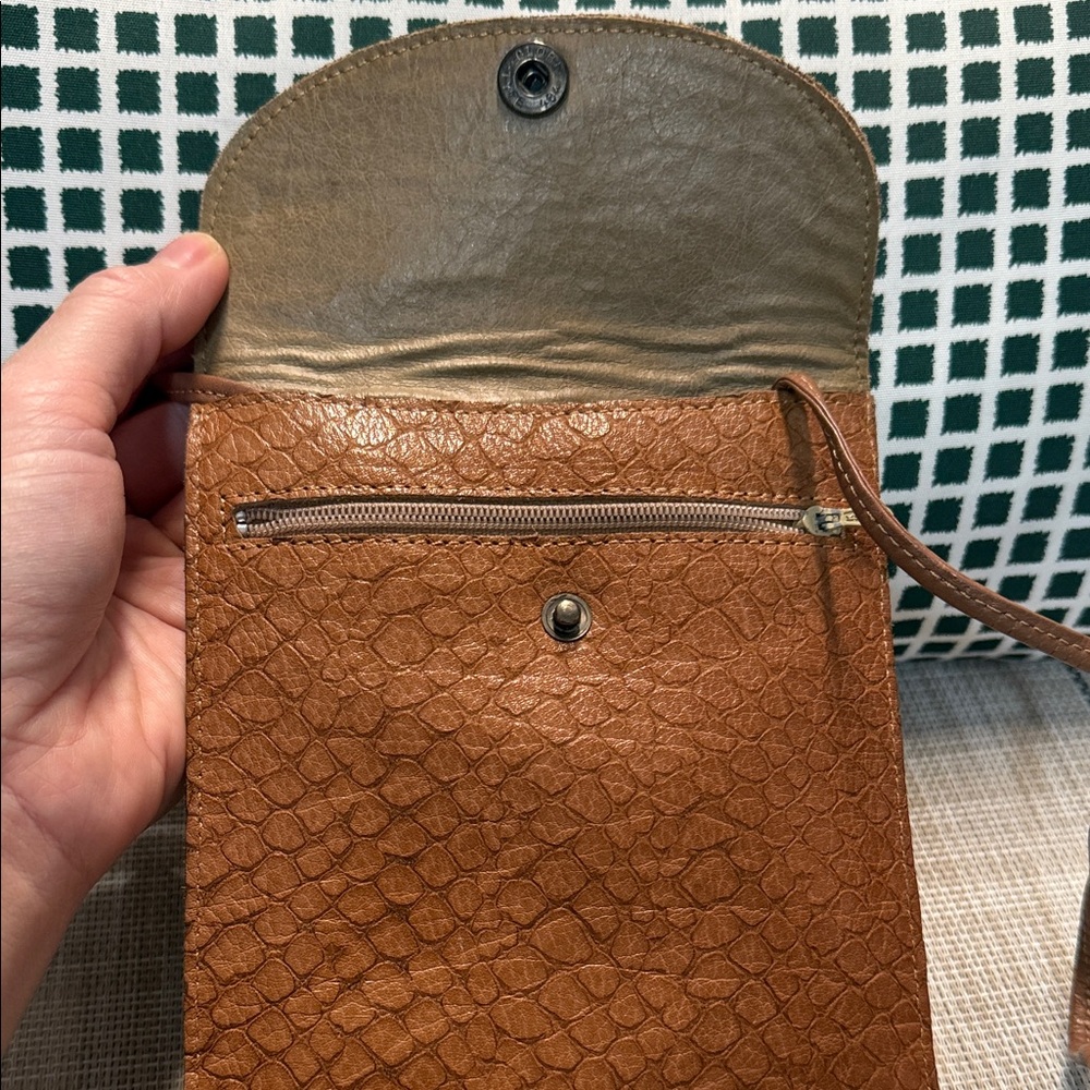 Brown Textured Crossbody Bag - Picture 3 of 10
